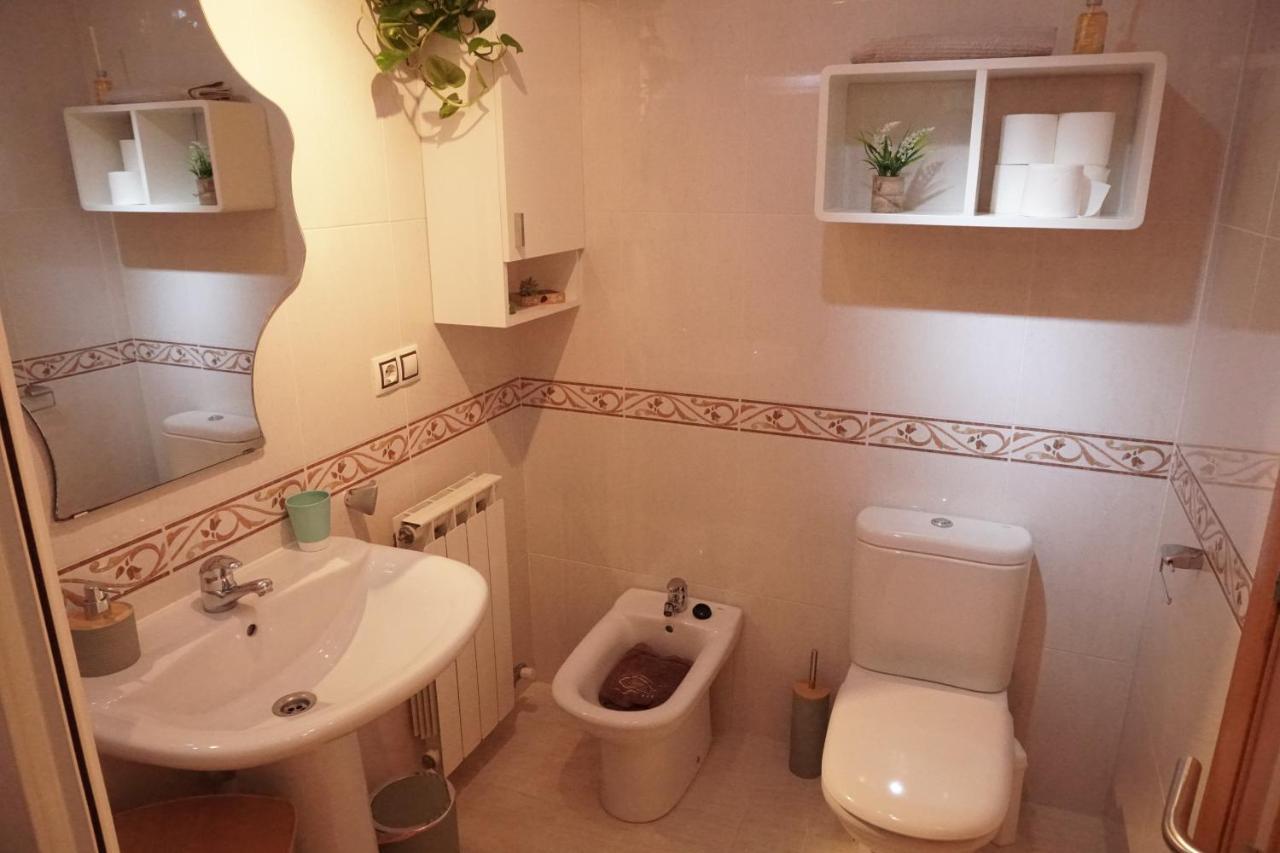 Piso Alerin Apartman Silleda Kültér fotó