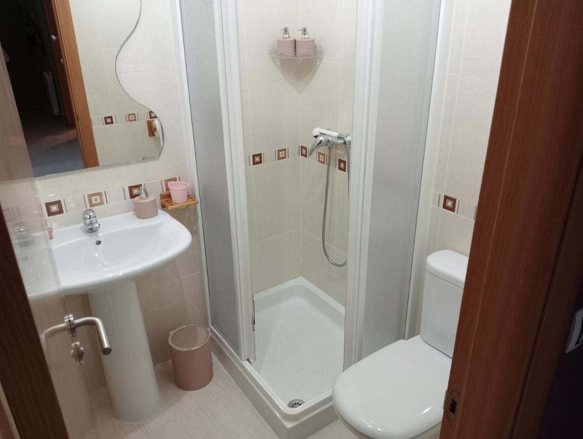 Piso Alerin Apartman Silleda Kültér fotó